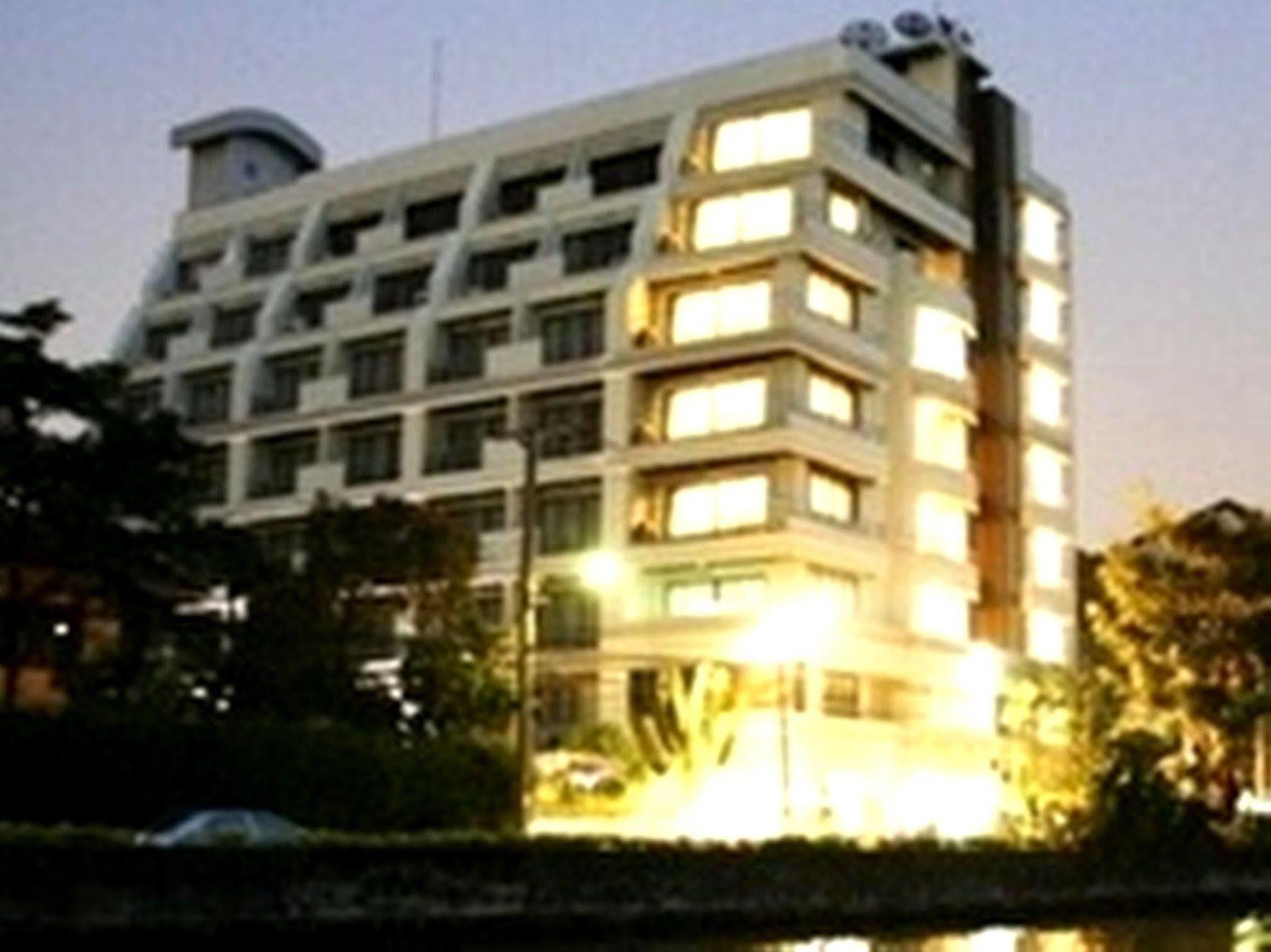 Ziniza The Boutique Service Apartment Bangkok Exteriér fotografie